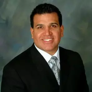 Aaron Aldama, Santa Fe Springs, Real Estate Agent